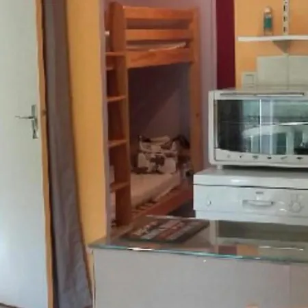 Appt Au Lioran A Laveissiere, 6pers, 1 Separee 6 Couchages * Laveissière